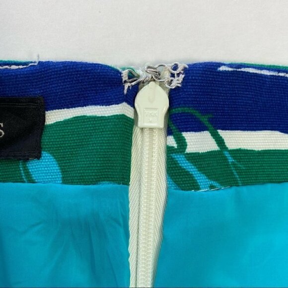 Talbots pencil skirt, midi length in a stretch cotton, floral print, lined - Picture 6 of 8